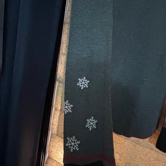 ALP-n-ROCK Laides light grey sweater, Size Large - Picture 3 of 5